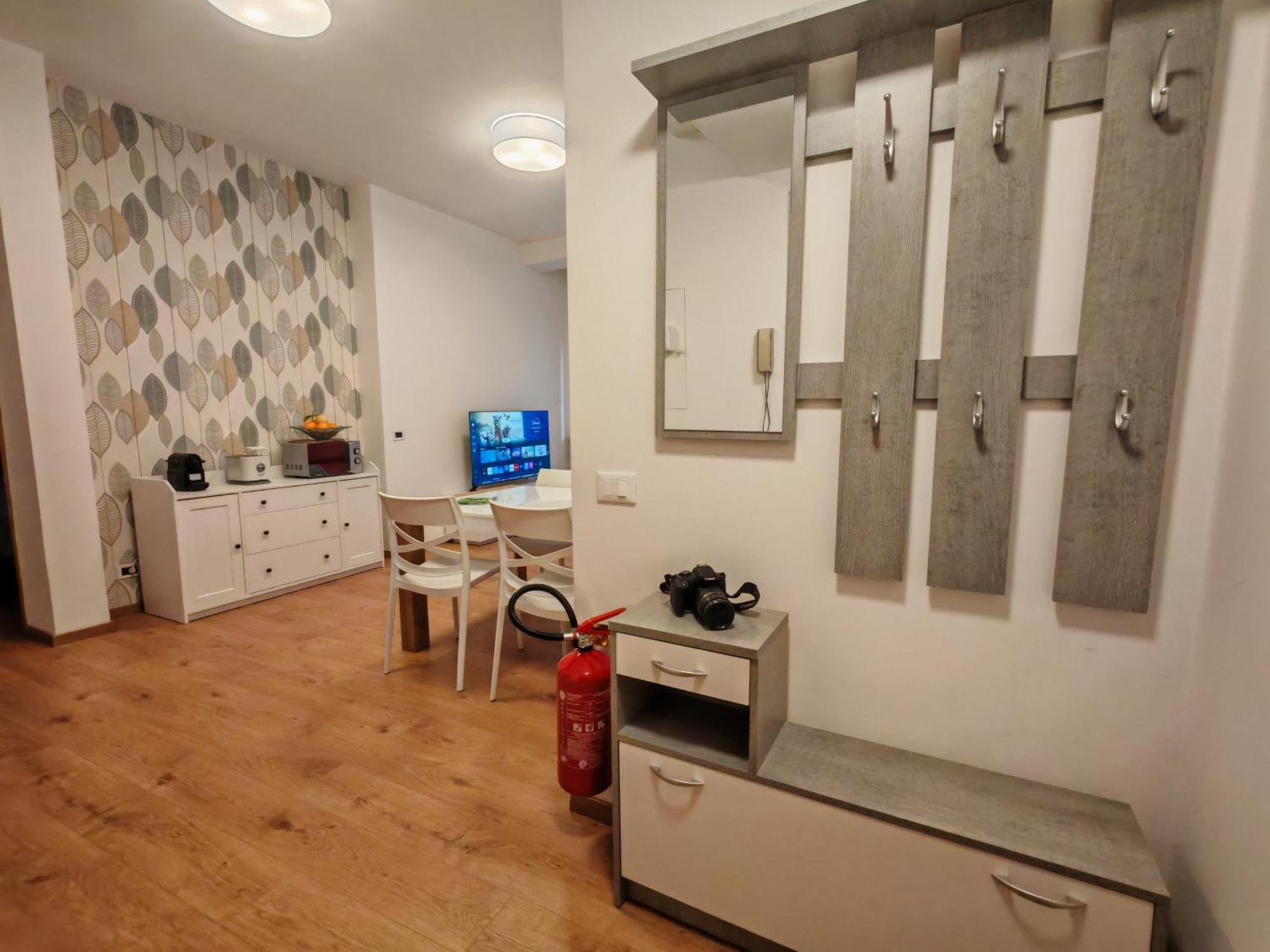 Greta's Apartment Rom